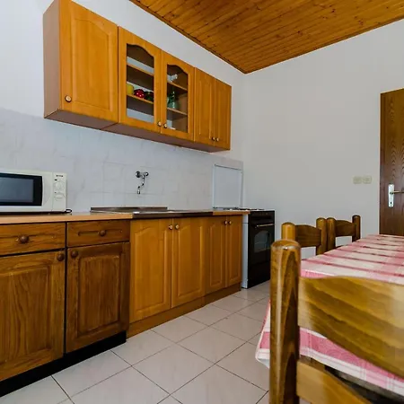 Apartments Kursan Trogir Exterior photo