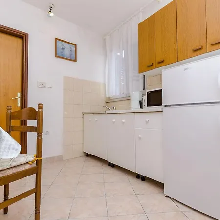Apartments Kursan Trogir Exterior photo