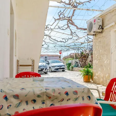 Apartments Kursan Trogir Exterior photo